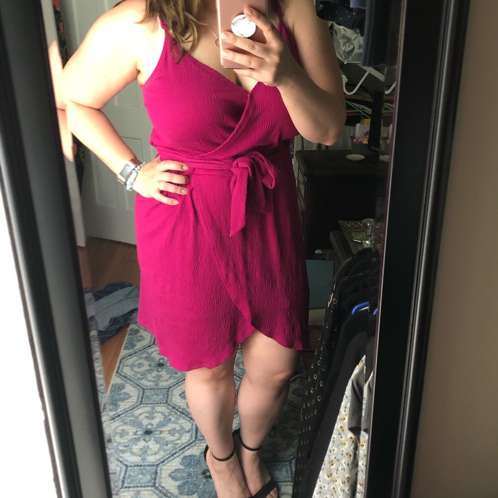 **FINAL SALE** Universal Threads fuchsia dress